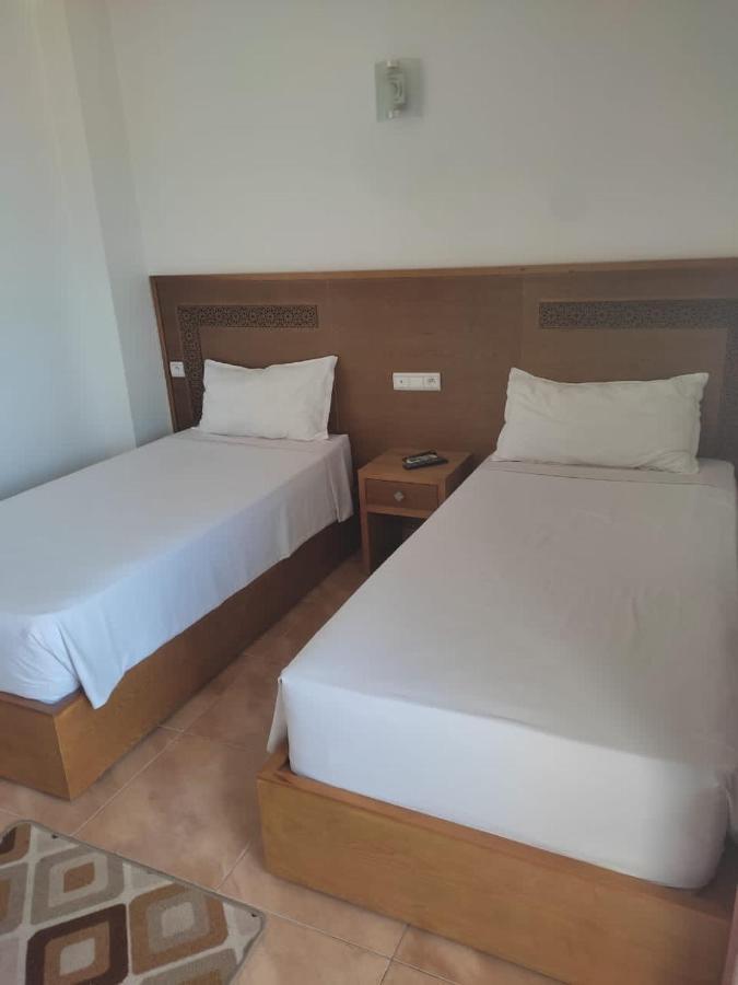 Hotel Nelson M'Diq Esterno foto